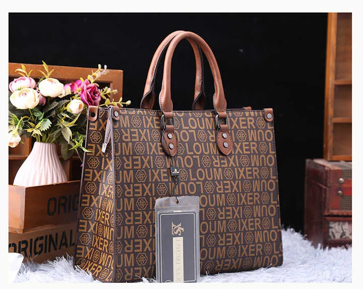 حقيبة يد بسعة كبيرة من الجلد Plastic Zipper Handbag Stylish
