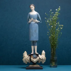 BLUE FOLK ART LADY
